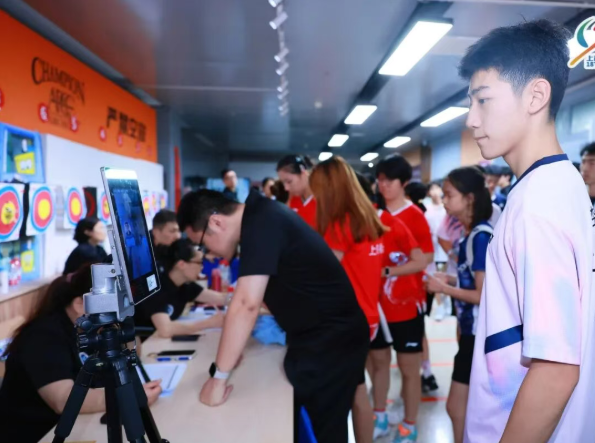 市运会|主场挥拍展风采!浦东羽毛球健儿斩获6.5金3.5银2铜(图3) 2.png