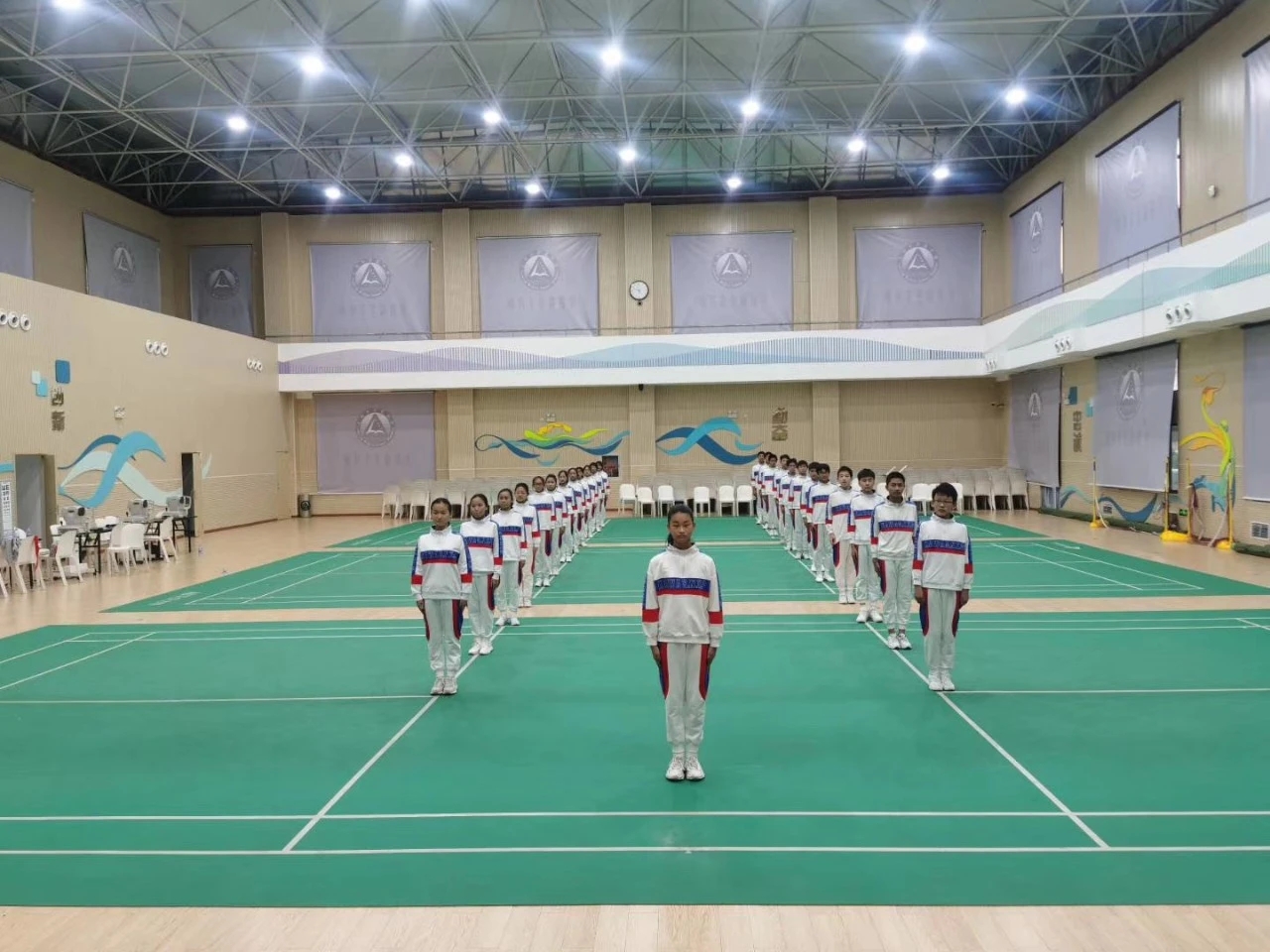 一起“舞动”青春!上海千余名中小学生“云端”齐做广播体操(图25) 一起“舞动”青春!上海千余名中小学生“云端”齐做广播体操(图25)